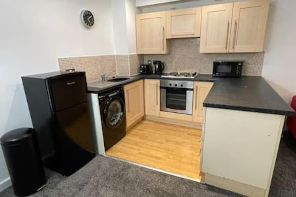 Moda Wigan 2 - Stylish 2 Bed In Central ウィガン エクステリア 写真